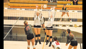 Russellville volleyball team defeats Fayette County after falling in area matches